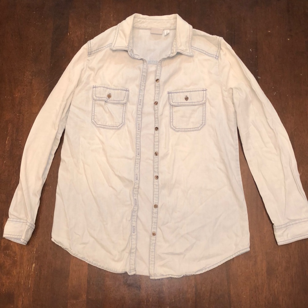 BP Button Up Top